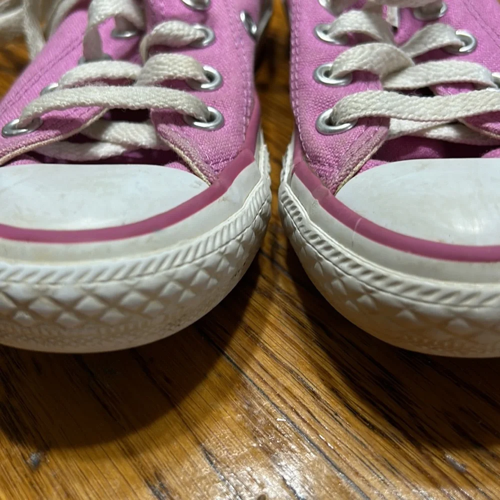 Converse All Star pink youth size 11. Low top sneakers.